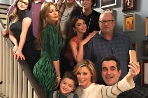 摩登家庭 Modern Family 1~11季高清视频英音中文字幕百度网盘下载美剧